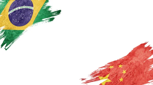 Zászló Brazília és Kína fehér háttér — Stock Fotó